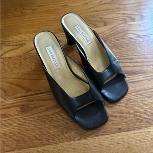 Vintage 90s heeled sandals in black leather